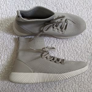 Liliana Geezy-5 Sneakers